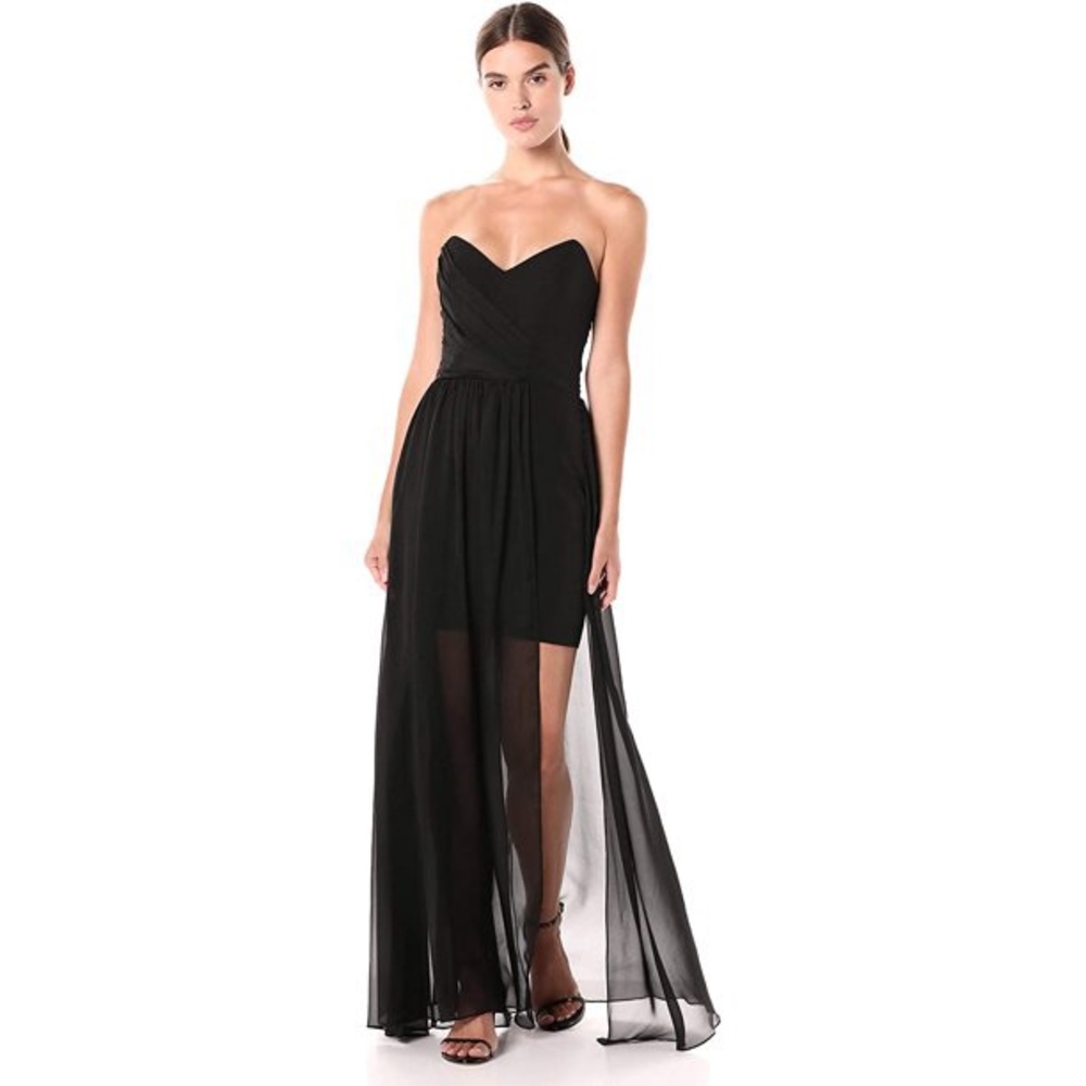 Nicole Miller Strapless Black Gown Size 8 - runs small